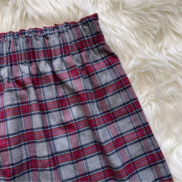 J.Crew Wool Blend Sidewalk Skirt in Plaid - Picture 3 of 5